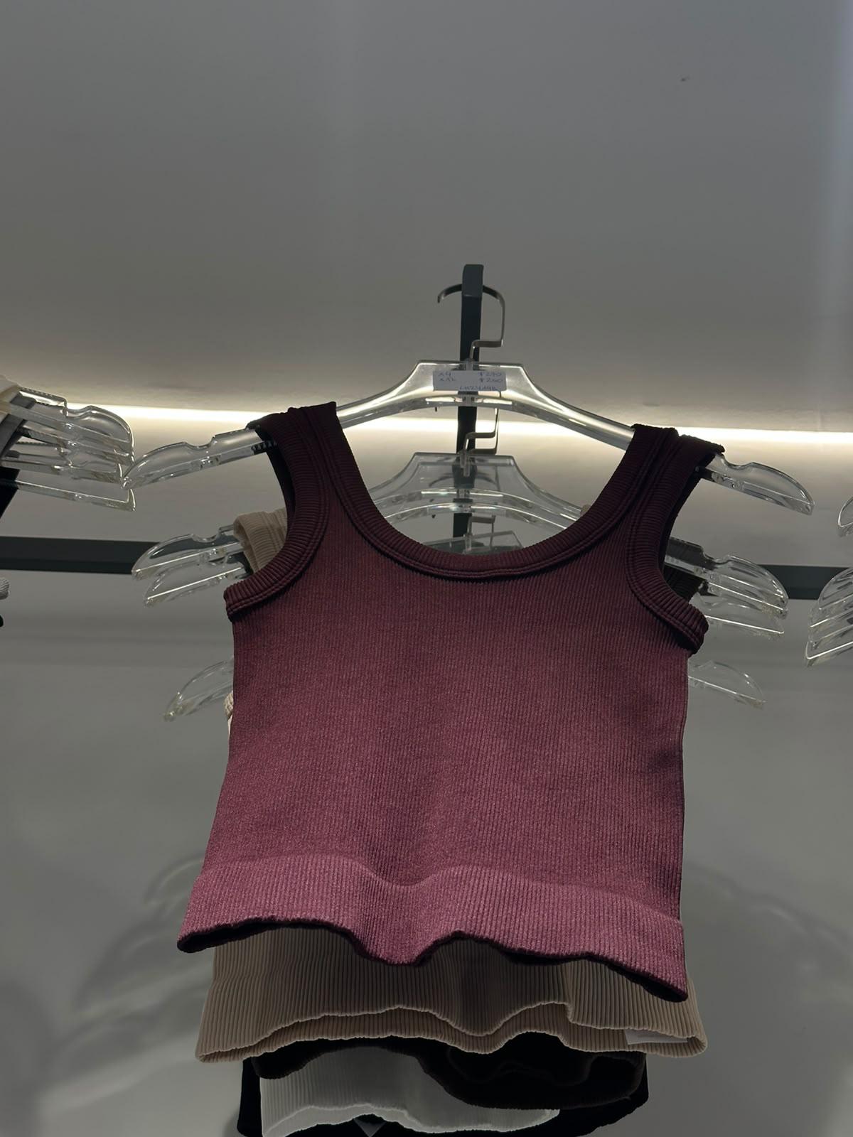 Musculosa Básica Rib